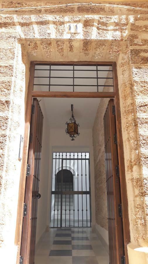 El Rincon Del Tio De La Tiza Apartment Cadiz Bagian luar foto